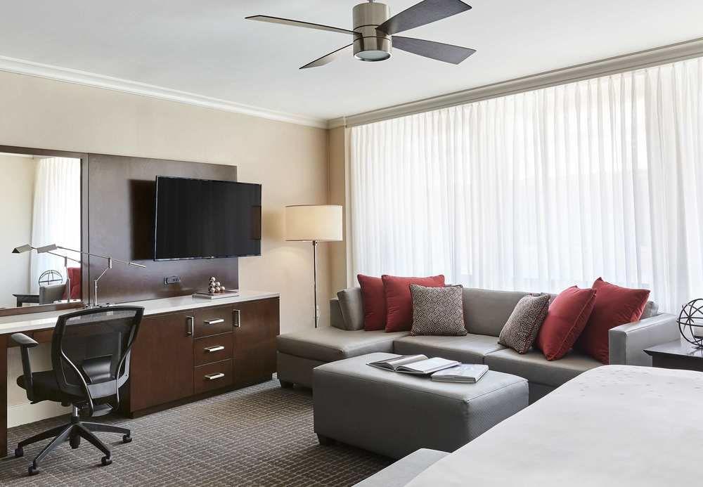 Renaissance New Orleans Arts Warehouse District Hotel Extérieur photo