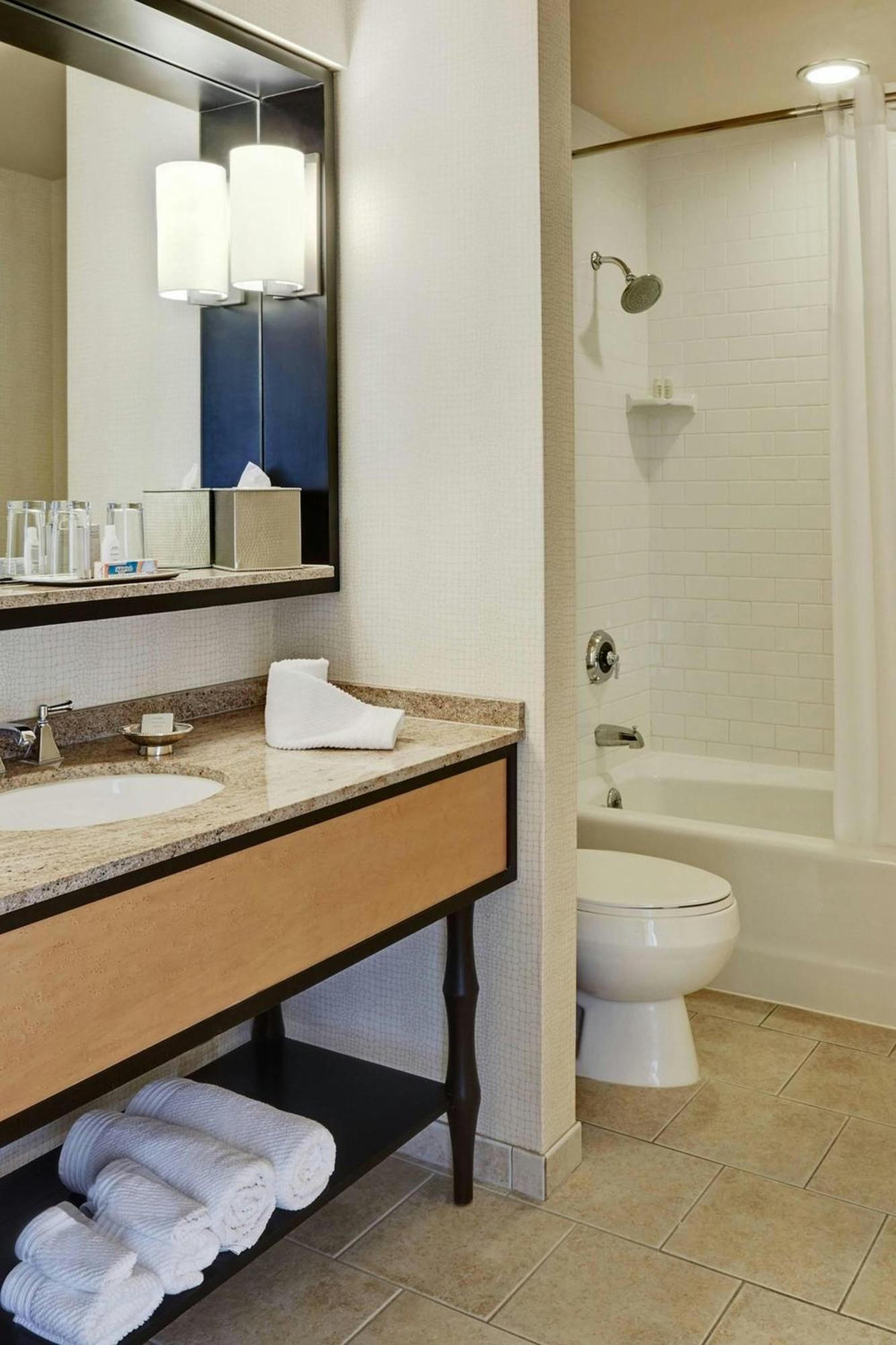 Renaissance New Orleans Arts Warehouse District Hotel Extérieur photo