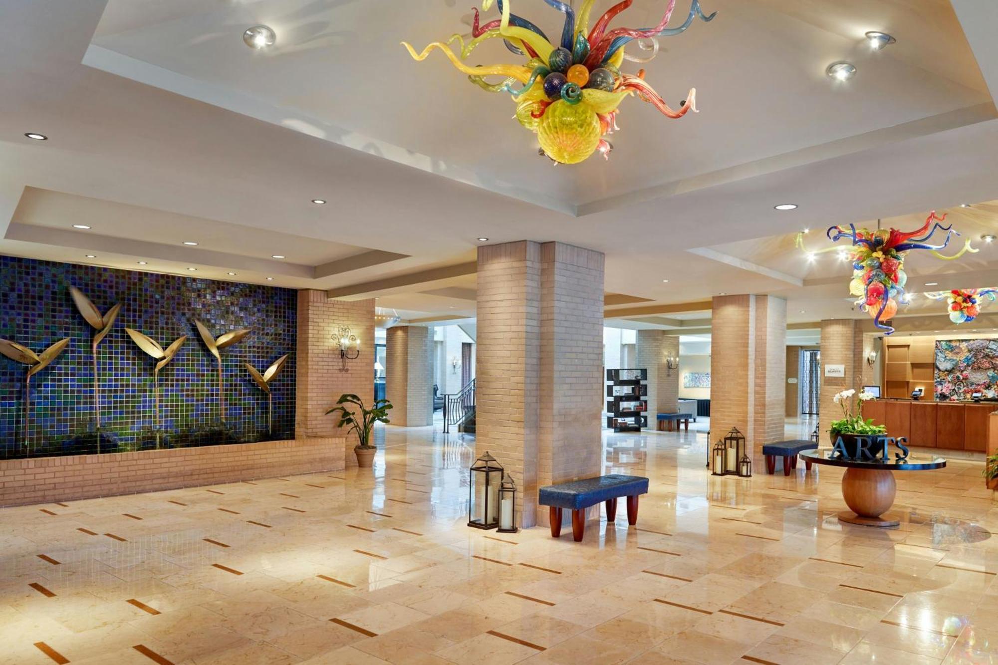 Renaissance New Orleans Arts Warehouse District Hotel Extérieur photo