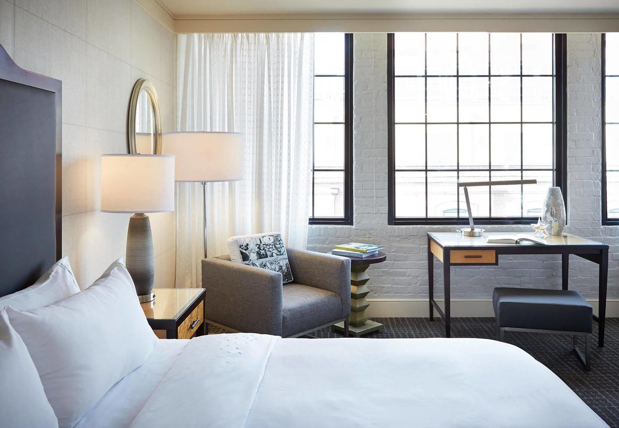 Renaissance New Orleans Arts Warehouse District Hotel Extérieur photo